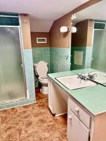 1087 E College Street, Batesville, AR 72501