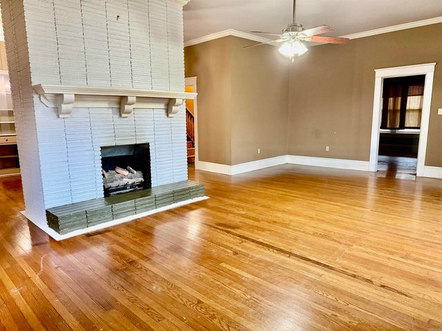 1087 E College Street, Batesville, AR 72501