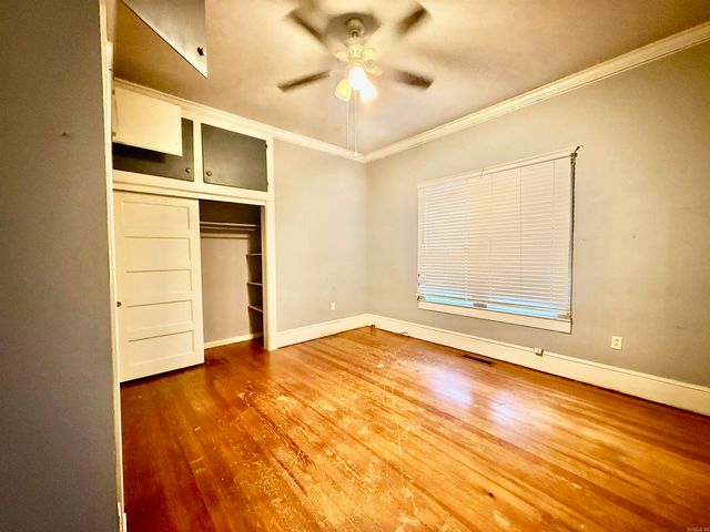 1087 E College Street, Batesville, AR 72501