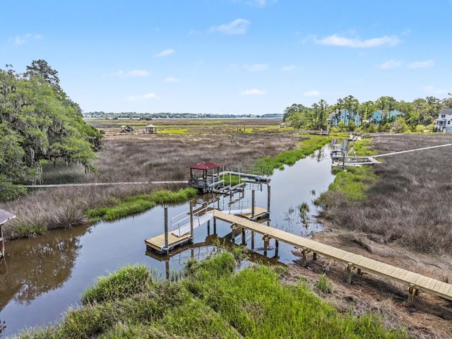 2230 Waterfowl Lane, Charleston, SC 29414