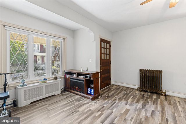 5118 N 11TH ST, Philadelphia, PA 19141