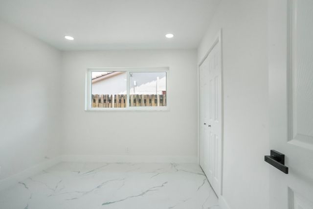 8535 NW 25th Place, Coral Springs, FL 33065