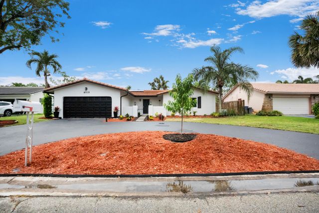 8535 NW 25th Place, Coral Springs, FL 33065