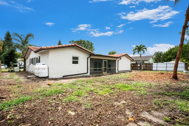 8535 NW 25th Place, Coral Springs, FL 33065