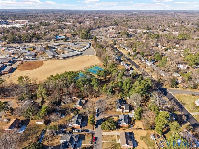 8314 Erma Ln, Richmond, VA 23229