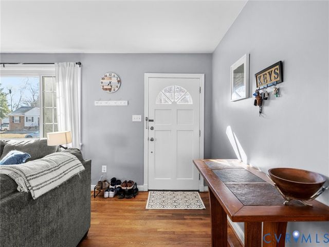 8314 Erma Ln, Richmond, VA 23229