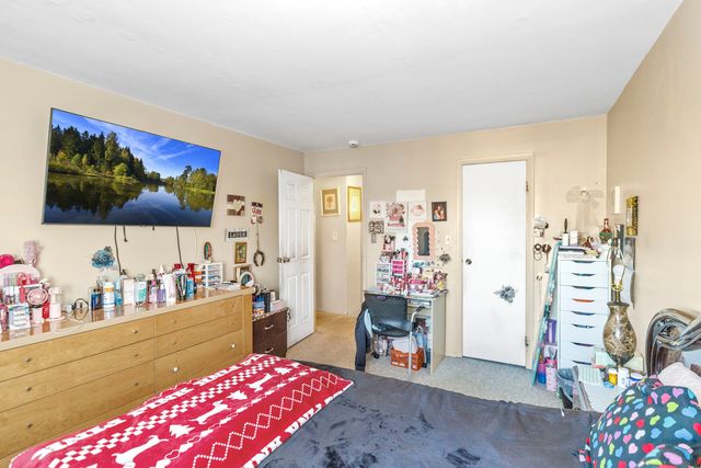 1180 Meadow Lane 6-306, Hoffman Estates, IL 60169