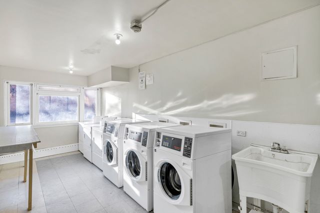 1180 Meadow Lane 6-306, Hoffman Estates, IL 60169