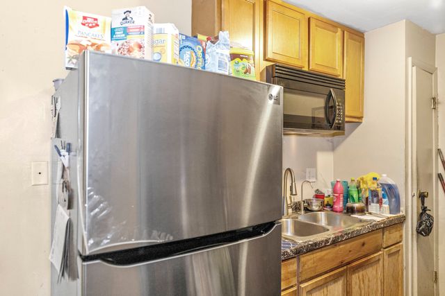 1180 Meadow Lane 6-306, Hoffman Estates, IL 60169