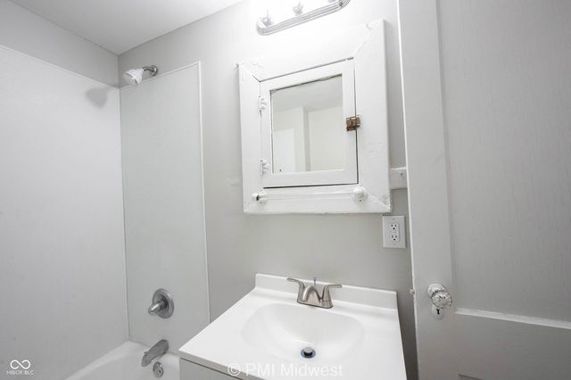 281 N Mount Street, Indianapolis, IN 46222