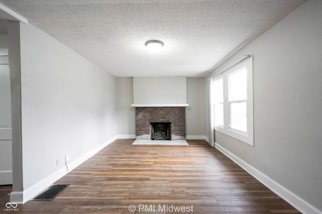 281 N Mount Street, Indianapolis, IN 46222