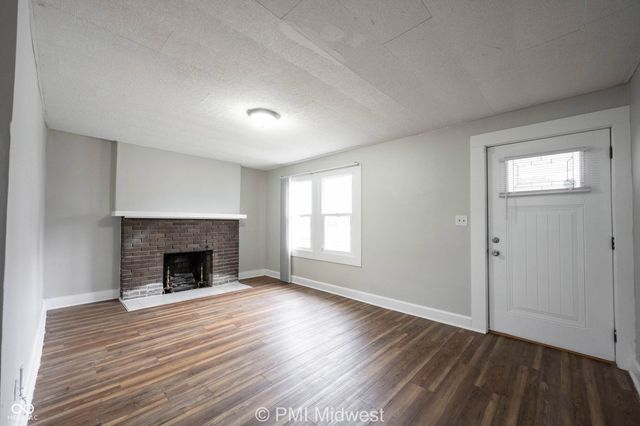 281 N Mount Street, Indianapolis, IN 46222