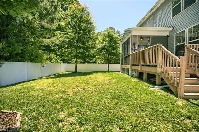 8201 Ruddock PL, Hayes, VA 23072