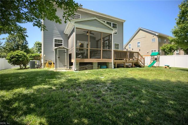 8201 Ruddock PL, Hayes, VA 23072