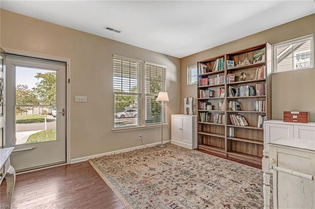 8201 Ruddock PL, Hayes, VA 23072