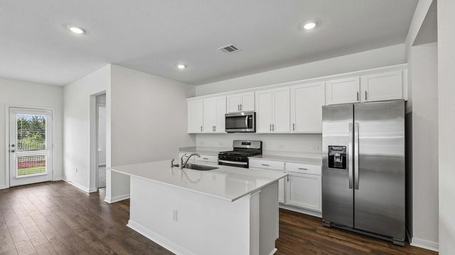 195 Mustang Lake CIR, Buda, TX 78610