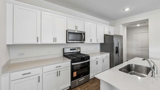 195 Mustang Lake CIR, Buda, TX 78610