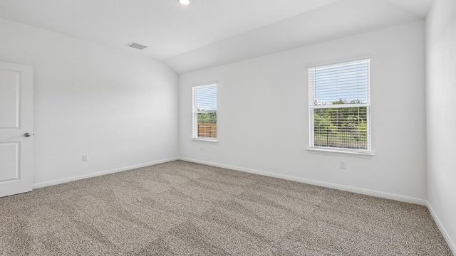 195 Mustang Lake CIR, Buda, TX 78610