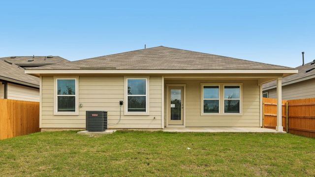 195 Mustang Lake CIR, Buda, TX 78610