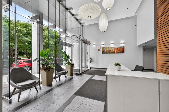 2 Earhart St 134, Cambridge, MA 02141