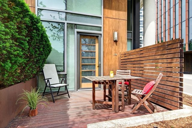 2 Earhart St 134, Cambridge, MA 02141