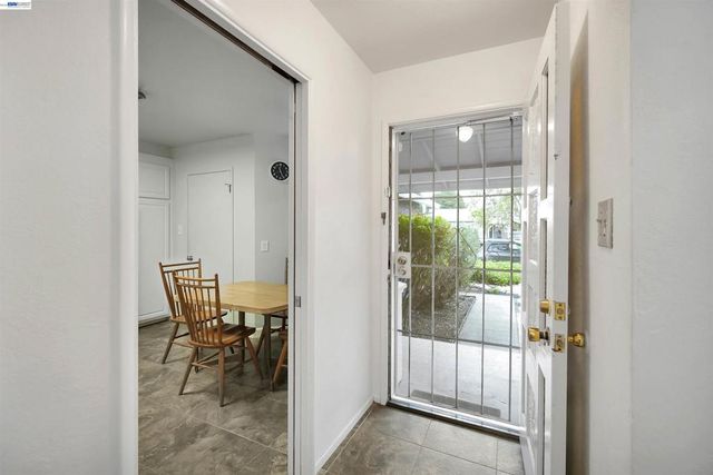 26257 Coleman Ave, Hayward, CA 94544