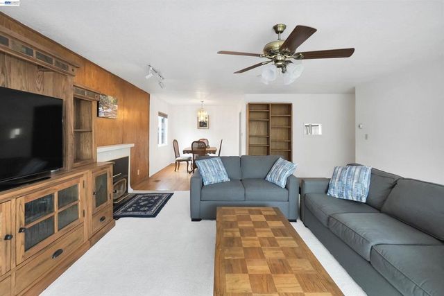 26257 Coleman Ave, Hayward, CA 94544