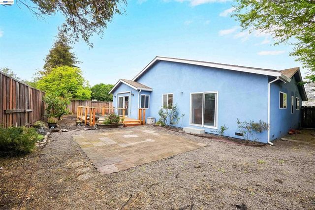 26257 Coleman Ave, Hayward, CA 94544