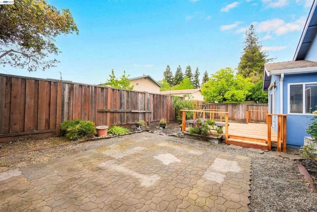 26257 Coleman Ave, Hayward, CA 94544