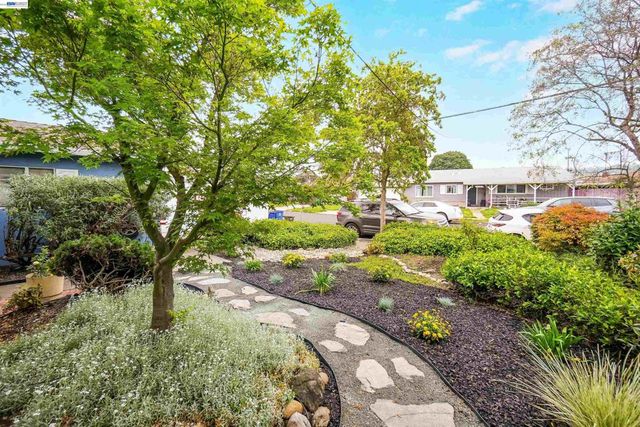 26257 Coleman Ave, Hayward, CA 94544