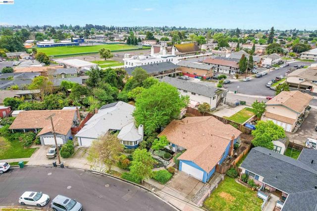 26257 Coleman Ave, Hayward, CA 94544