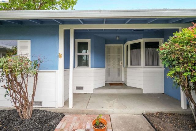 26257 Coleman Ave, Hayward, CA 94544