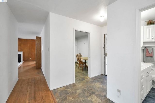 26257 Coleman Ave, Hayward, CA 94544