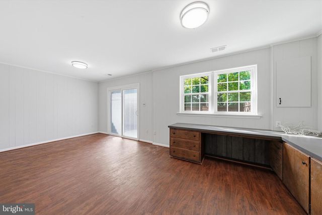 2816 BALLIETT CT, Vienna, VA 22180