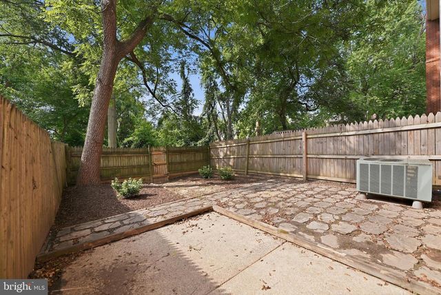 2816 BALLIETT CT, Vienna, VA 22180