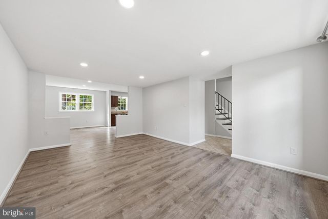 2816 BALLIETT CT, Vienna, VA 22180