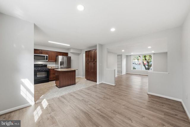 2816 BALLIETT CT, Vienna, VA 22180