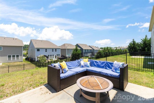 2011 Saddlebred Drive, Iron Station, NC 28080