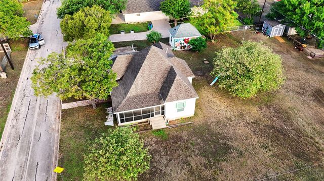 202 Willow ST, Pflugerville, TX 78660