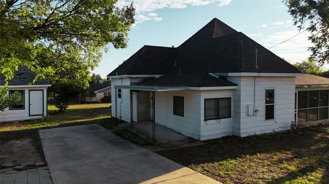 202 Willow ST, Pflugerville, TX 78660