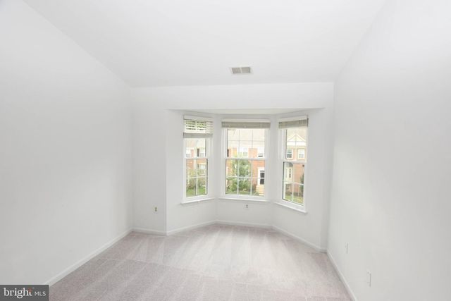 47616 COMER SQ, Sterling, VA 20165