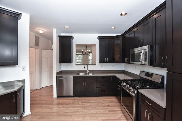 47616 COMER SQ, Sterling, VA 20165