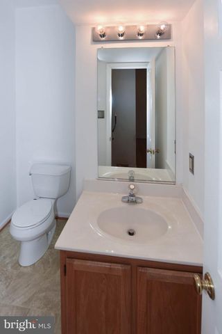 47616 COMER SQ, Sterling, VA 20165