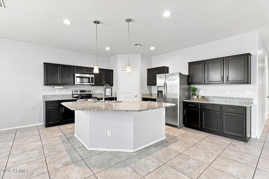 4952 E CHROMIUM Road, San Tan Valley, AZ 85143 — photo 2