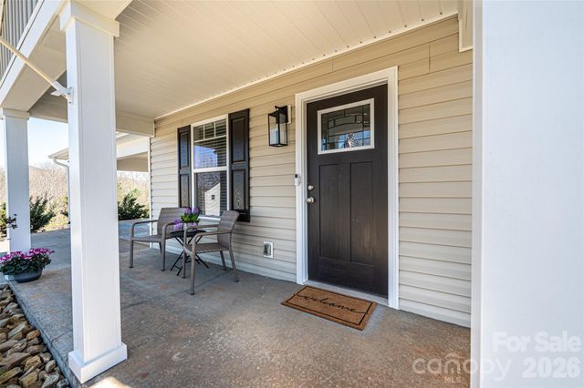 1203 Hillsboro Court, Lenoir, NC 28645