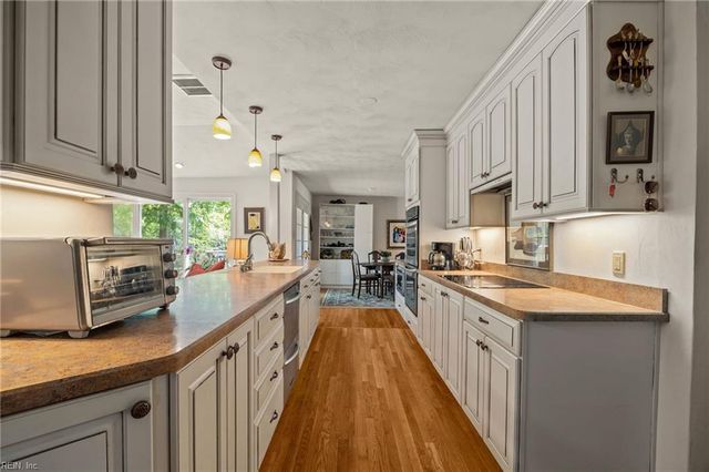 2409 Millwood RD, Virginia Beach, VA 23454