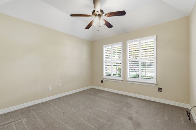 4306 Essex Court, Arlington, TX 76016