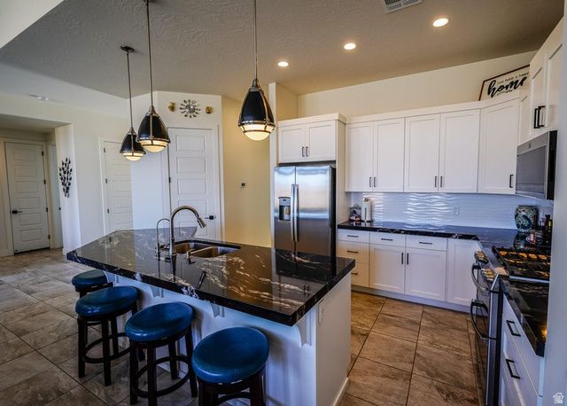 186 S MEGOZZO DR, St. George, UT 84770
