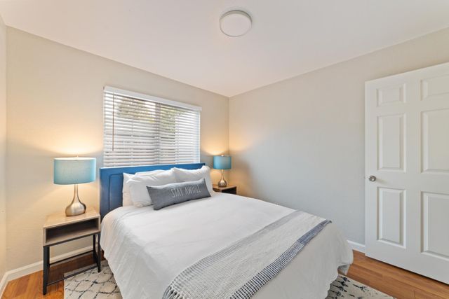 6735 Old Oak Ct, Citrus Heights, CA 95610
