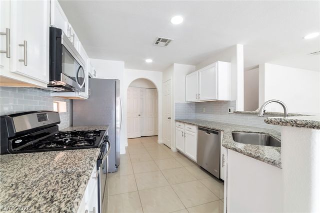 9632 Gatesville Avenue, Las Vegas, NV 89148